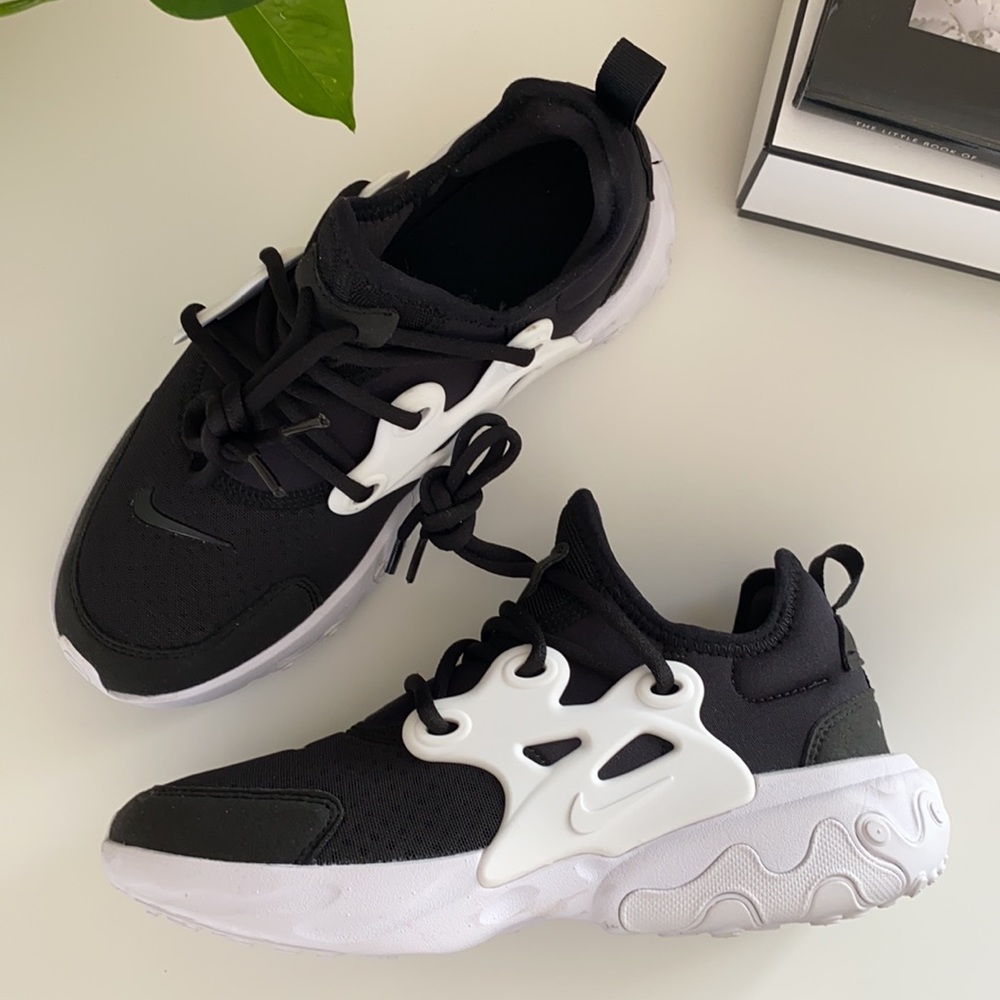 New Nike react presto black Running shoes - Picture 4 of 8